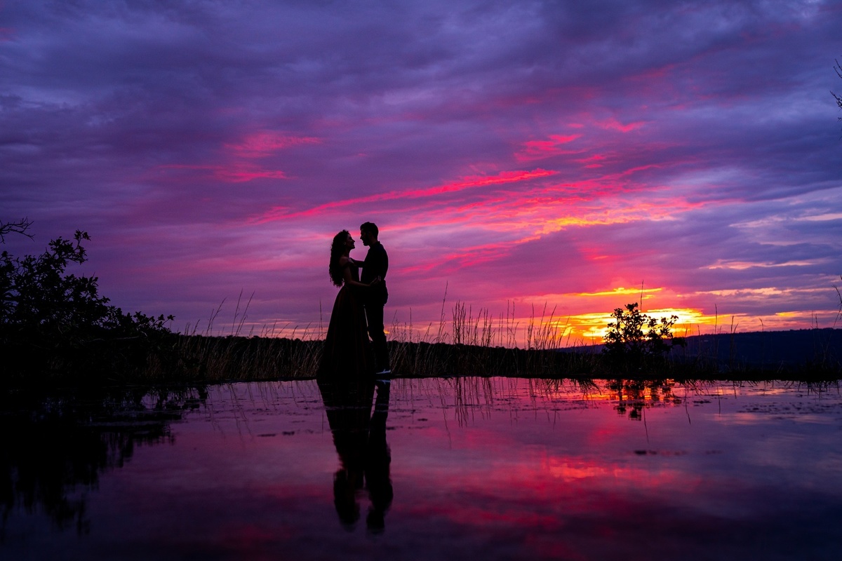 Previa de Casal em Brasília - Fotografia casal - Previa de Casal - Fotos de casal Brasília - Fotografia de Casal DF - Casal amoroso - Fotografo de Casamento - Dicas de ensaio fotográfico - Fotógrafos profissionais Brasília - Paraiso na terra
