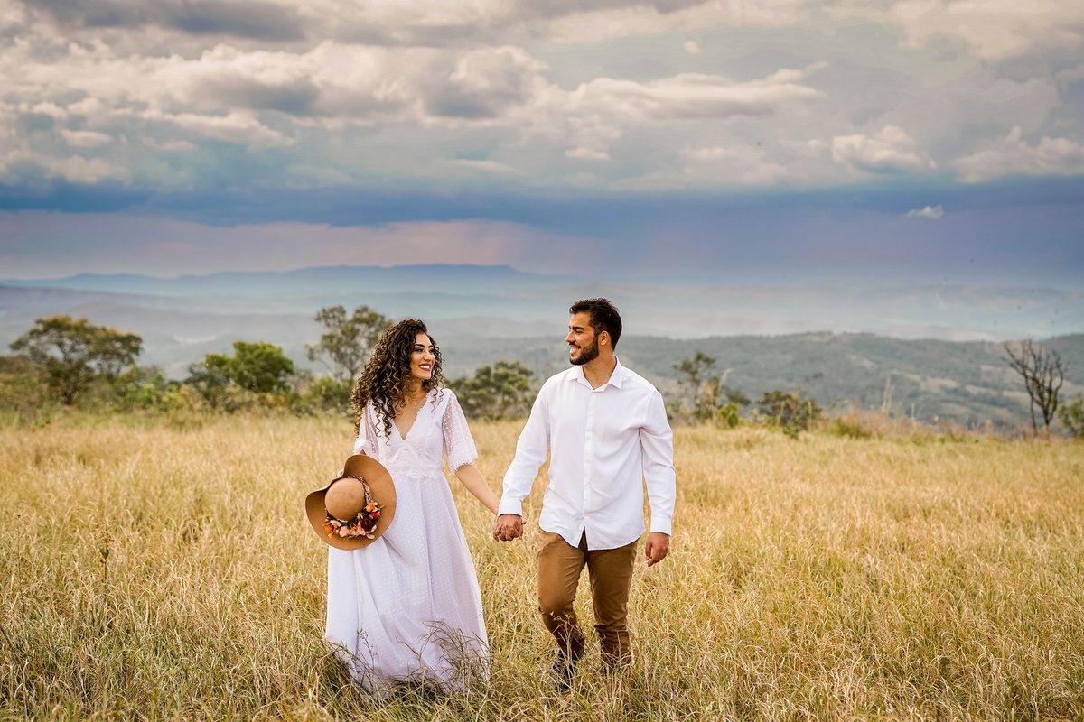 Previa de Casal em Brasília - Fotografia casal - Previa de Casal - Fotos de casal Brasília - Fotografia de Casal DF - Casal amoroso - Fotografo de Casamento - Dicas de ensaio fotográfico - Fotógrafos profissionais Brasília - Paraiso na terra