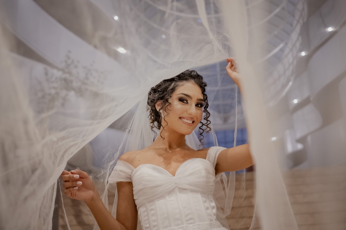 Previa da noiva - Noiva - Noiva Linda - Details da Noiva - Detalhes da Noiva - Fotografo de Noiva - Ensaio da Noiva - Casamento - Pré Casamento - Fotografo de Casamento - Brasília-DF -   Fotos da Noiva - Multifocco  - Noiva Cacheada - Noiva Linda