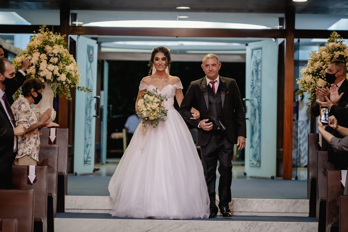 Entrada do Noivo - Entrada das madrinhas - Entrada das daminhas de honra - Damas de Honra - Cerimonia de Casamento - Entrada da noiva - Noiva entrando - Fotografo de Casamento - Fotos da Cerimonia - Fotos do Casamento - Multifocco - Fotografo Profissional