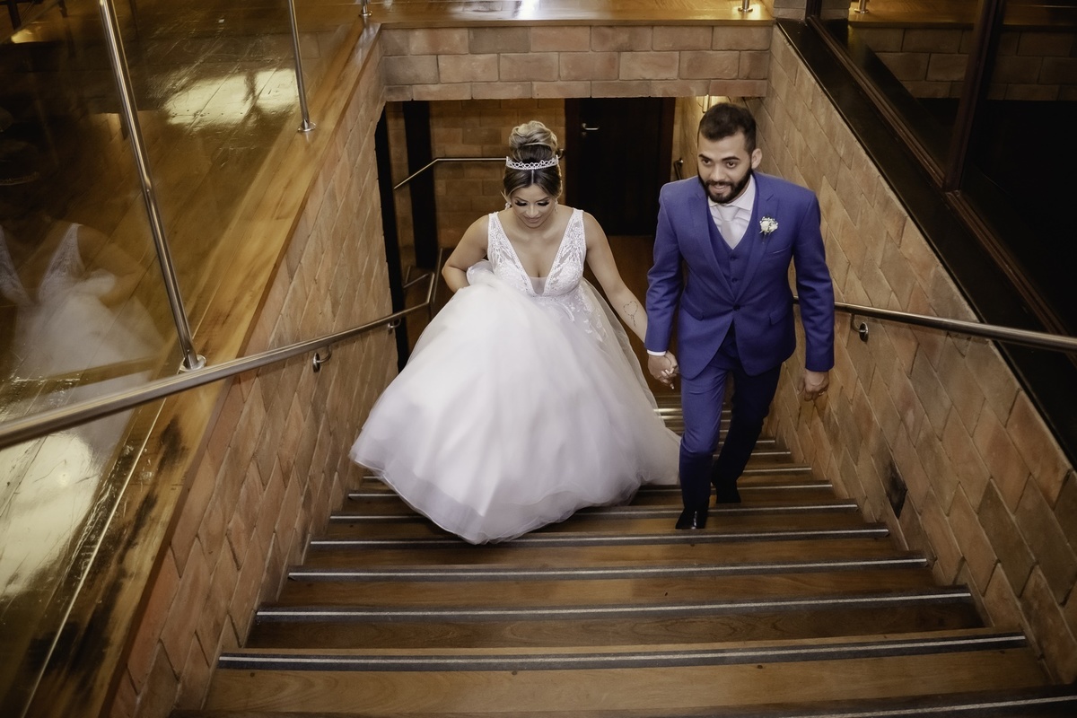 Casamento Brasília - Fotografo de casamento - Brasília-DF - Noiva - Noivo - Cerimonia de Casamento - Foto de casamento - Fotografo Profissional - Foto da Igreja - Mesa do Casamento - Multifocco - Noivo e Noiva - Noivo - Noiva