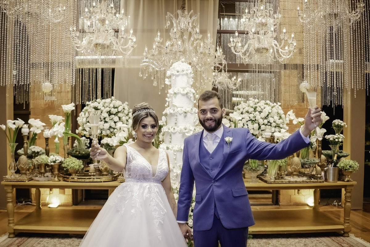 Casamento Brasília - Fotografo de casamento - Brasília-DF - Noiva - Noivo - Cerimonia de Casamento - Foto de casamento - Fotografo Profissional - Foto da Igreja - Mesa do Casamento - Multifocco - Noivo e Noiva - Noivo - Noiva