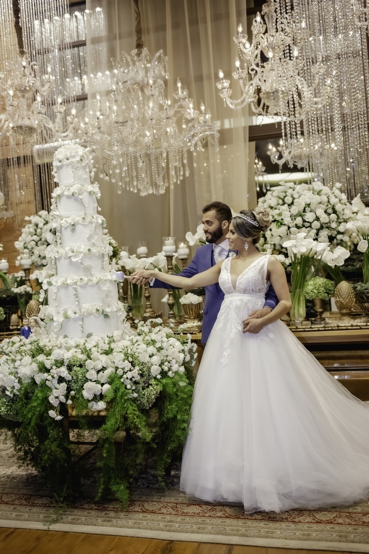 Casamento Brasília - Fotografo de casamento - Brasília-DF - Noiva - Noivo - Cerimonia de Casamento - Foto de casamento - Fotografo Profissional - Foto da Igreja - Mesa do Casamento - Multifocco - Noivo e Noiva - Noivo - Noiva