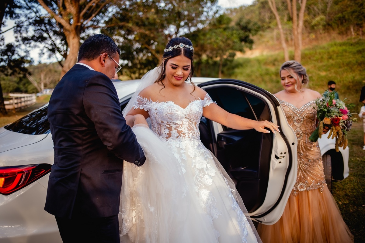 Casamento Brasília - Fotografo de casamento - Brasília-DF - Noiva - Noivo - Cerimonia de Casamento - Foto de casamento - Fotografo Profissional - Noiva entrando - Entrada da Noiva - Fotografo de Casamento - Brasília-DF  