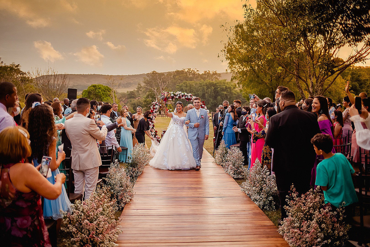 Fotografo de casamento - Cerimonia de Casamento - Fotografo Profissional - Brasília-DF - Noivo - Noiva - Fotos de Casamento - Casamento na Pandemia - Multifocco - Casamento
