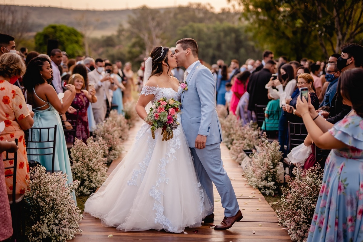 Fotografo de casamento - Cerimonia de Casamento - Fotografo Profissional - Brasília-DF - Noivo - Noiva - Fotos de Casamento - Casamento na Pandemia - Multifocco - Casamento