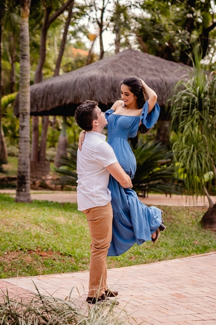Ensaio de casal simples - Ensaio pré wedding - Ensaio pré casamento - Ensaio de casal em casa - Ensaio de casal casual - Fotografo de casamento - Fotografo profissional em Brasília - Ensaio fotógrafico em Brasília - Ensaio de Casal 