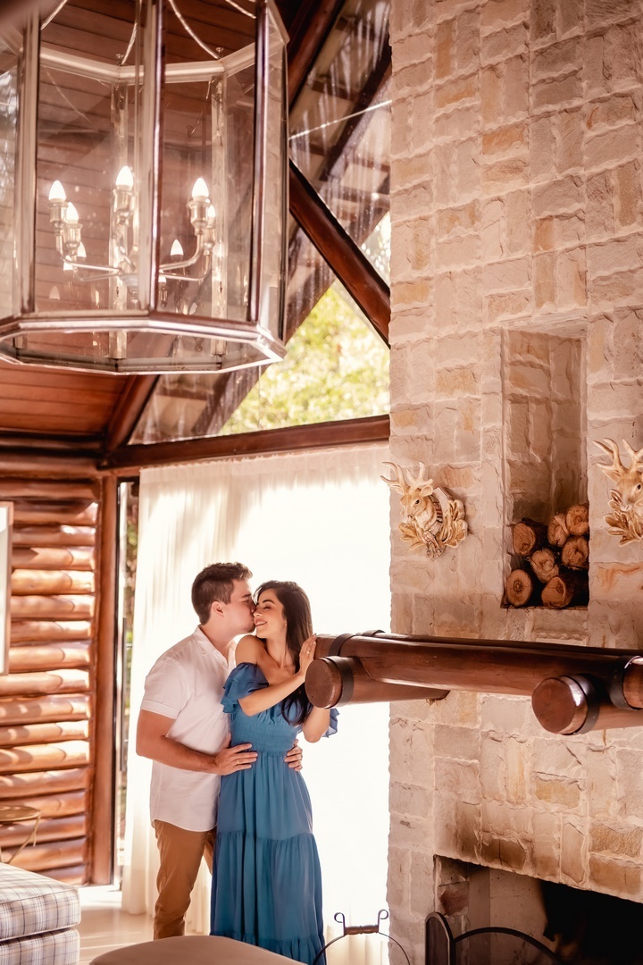 Ensaio de casal simples - Ensaio pré wedding - Ensaio pré casamento - Ensaio de casal em casa - Ensaio de casal casual - Fotografo de casamento - Fotografo profissional em Brasília - Ensaio fotógrafico em Brasília - Ensaio de Casal 