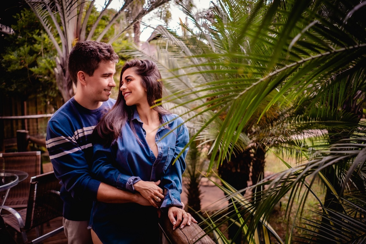 Ensaio de casal simples - Ensaio pré wedding - Ensaio pré casamento - Ensaio de casal em casa - Ensaio de casal casual - Fotografo de casamento - Fotografo profissional em Brasília - Ensaio fotógrafico em Brasília - Ensaio de Casal - Multifocco 