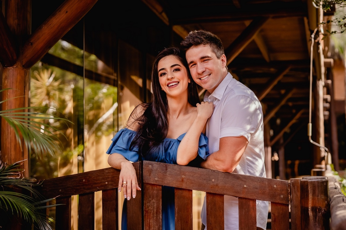 Ensaio de casal simples - Ensaio pré wedding - Ensaio pré casamento - Ensaio de casal em casa - Ensaio de casal casual - Fotografo de casamento - Fotografo profissional em Brasília - Ensaio fotógrafico em Brasília - Ensaio de Casal 