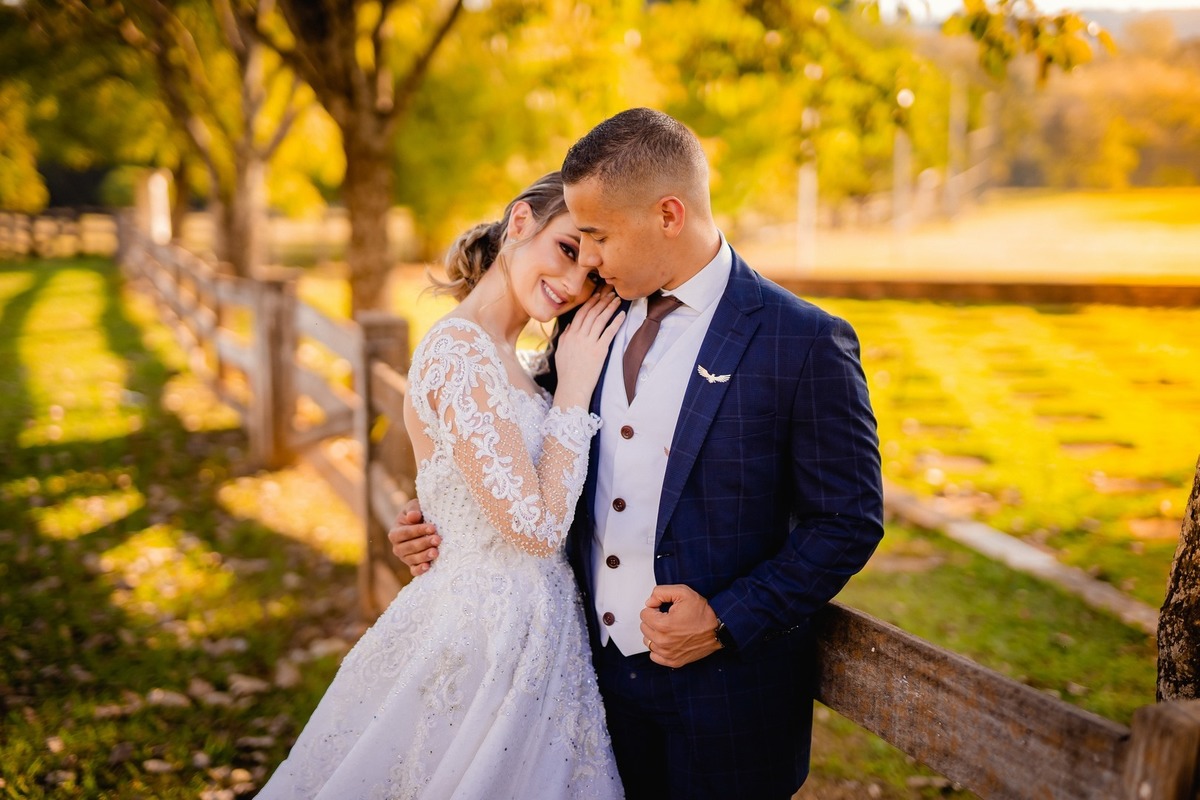 Ensaio Pós Wedding - Ensaio pós casamento - Ensaio de Casal - Previa de Casal - Multifocco - Haras do Morro - Ensaio na fazenda - Fotos de casal - Ensaio ao ar livre - Ensaio externo - Ensaio de casal no Campo - Ensaio de Noivos - Noiva - Noivo 