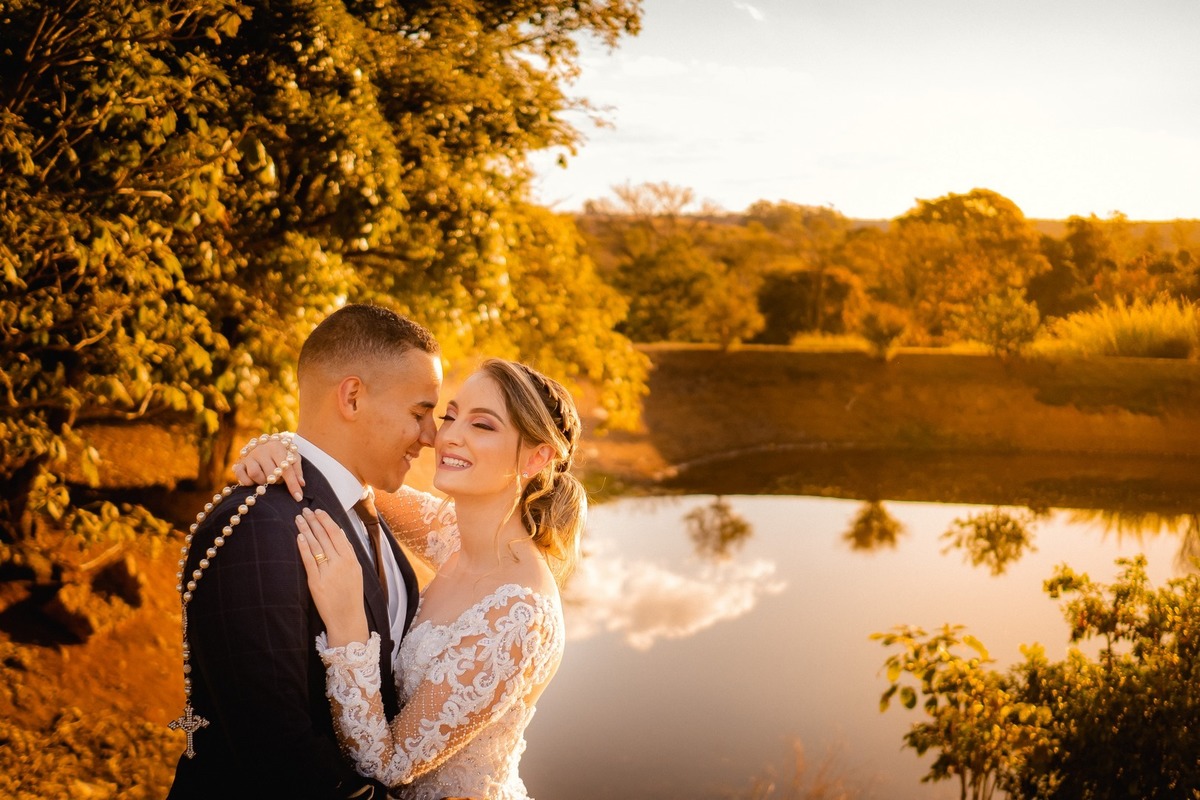 Ensaio Pós Wedding - Ensaio pós casamento - Ensaio de Casal - Previa de Casal - Multifocco - Haras do Morro - Ensaio na fazenda - Fotos de casal - Ensaio ao ar livre - Ensaio externo - Noiva - Noivo - Ensaio de Noivos
