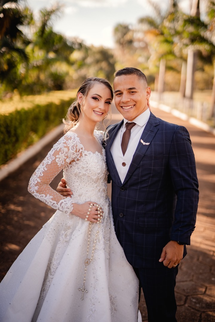 Ensaio Pós Wedding - Ensaio pós casamento - Ensaio de Casal - Ensaio pré casamento - Previa de Casal - Multifocco - Ensaio no Campo - Ensaio fotografico - Ensaio de Casal Brasília - Haras do Morro - Ensaio na fazenda - Fotos de casal - Ensaio ao ar livre 