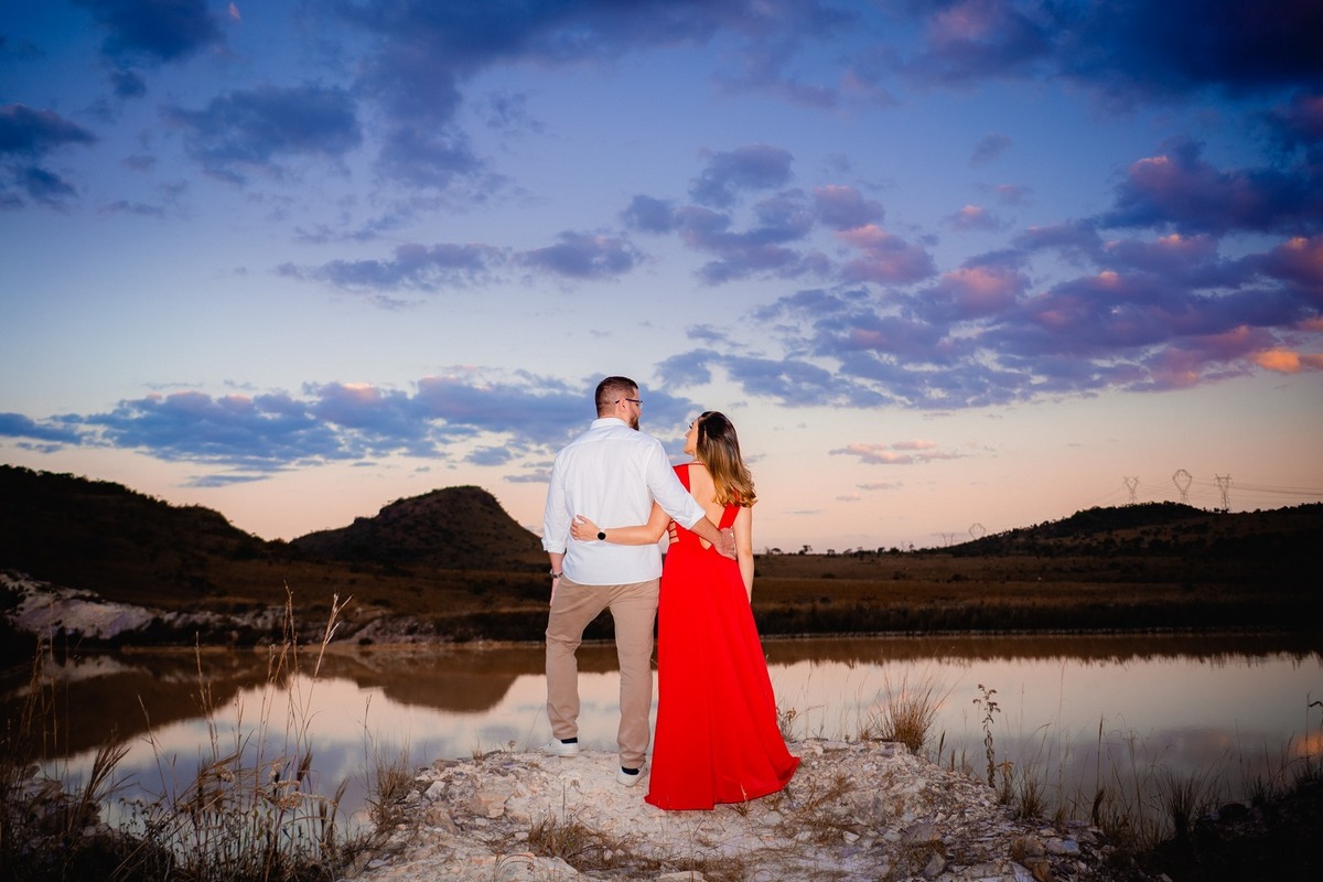 Ensaio de Casal - Ensaio de casal Brasília - Ensaio de casal ao ar livre - Ensaio de casal externo - Ensaio pré casamento - Ensaio de casal simples - Ensaio de casal criativo - Fotografo de casamento - Fotografo profissional Brasília - Multifocco 