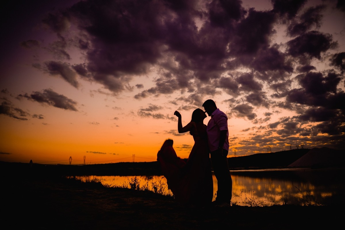 Ensaio de Casal - Ensaio de casal Brasília - Ensaio de casal ao ar livre - Ensaio de casal externo - Ensaio pré casamento - Ensaio de casal simples - Ensaio de casal criativo - Fotografo de casamento - Fotografo profissional Brasília - Multifocco 
