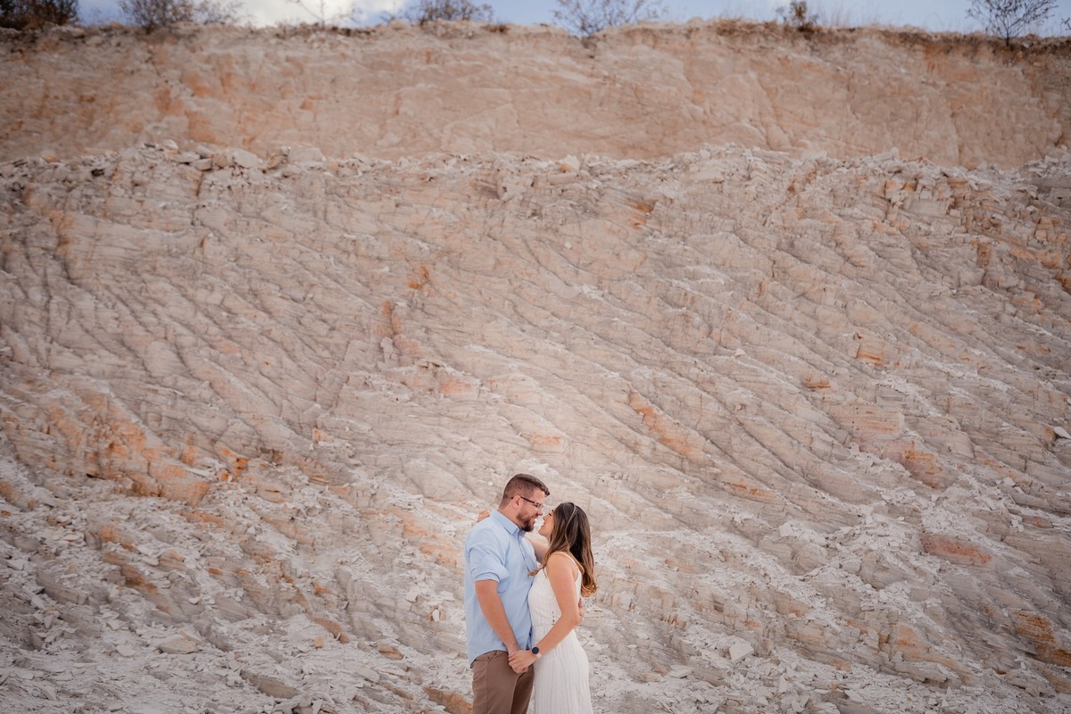 Ensaio de Casal - Ensaio de casal Brasília - Ensaio de casal ao ar livre - Ensaio de casal externo - Ensaio pré casamento - Ensaio de casal simples - Ensaio de casal criativo - Fotografo de casamento - Fotografo profissional Brasília - Multifocco 