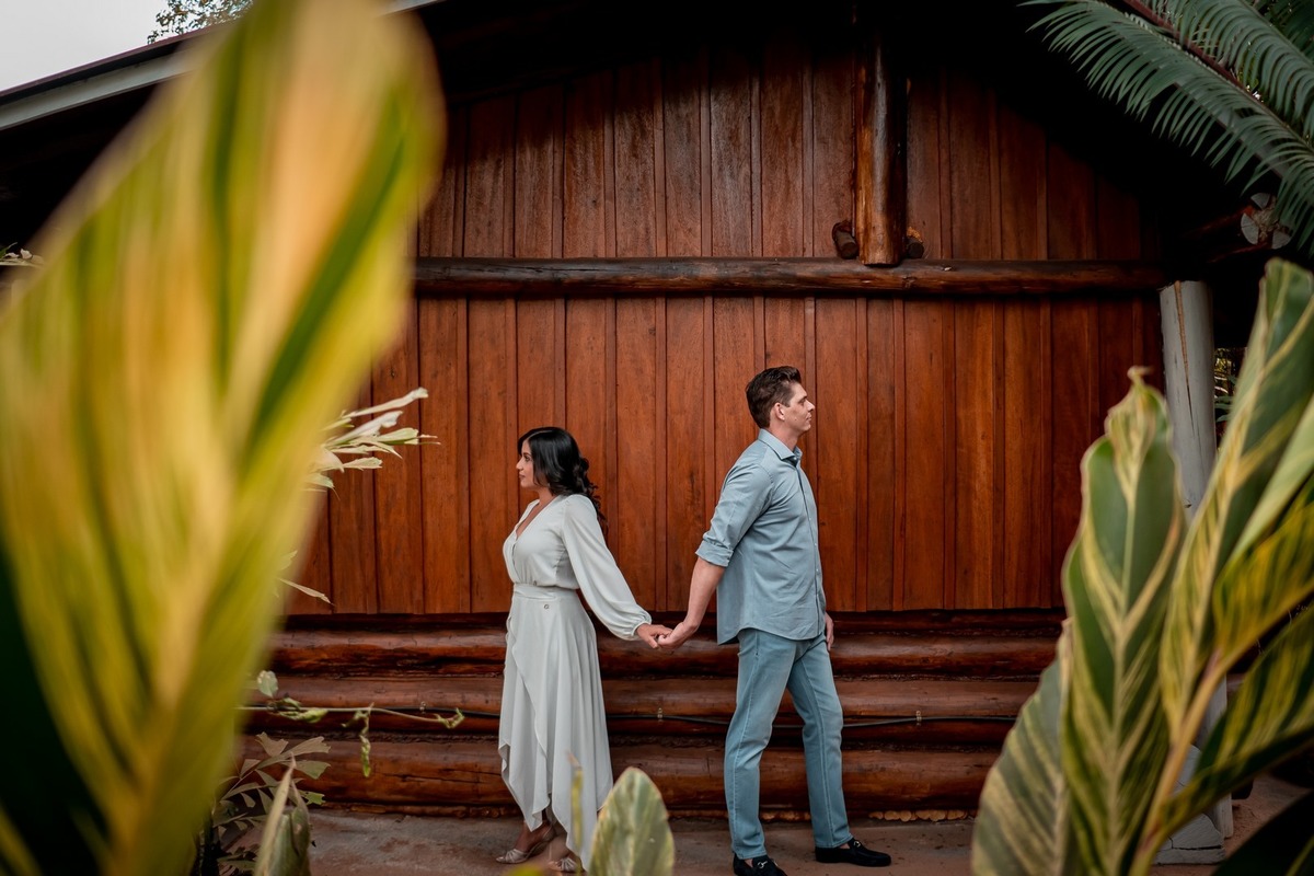 Ensaio de Casal - Ensaio de casal Brasília - Ensaio de casal ao ar livre - Ensaio de casal externo - Ensaio pré casamento - Ensaio de casal simples - Ensaio de casal criativo - Fotografo de casamento - Fotografo profissional Brasília - Multifocco 