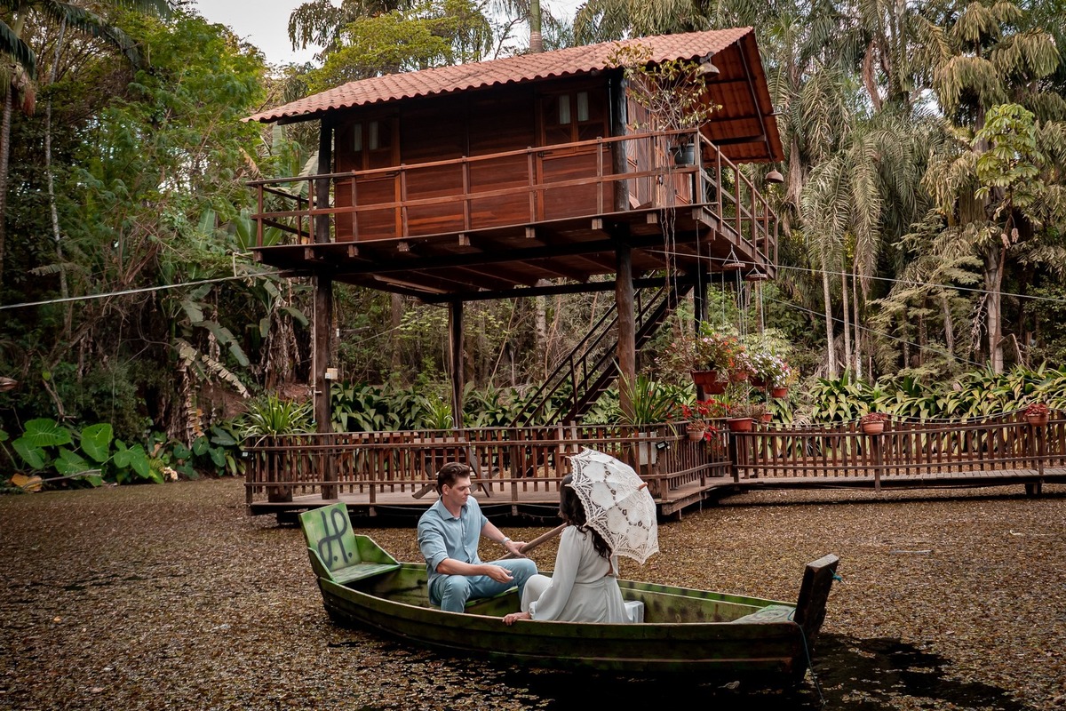 Ensaio de Casal - Ensaio de casal Brasília - Ensaio de casal ao ar livre - Ensaio de casal externo - Ensaio pré casamento - Ensaio de casal simples - Ensaio de casal criativo - Fotografo de casamento - Fotografo profissional Brasília - Multifocco 