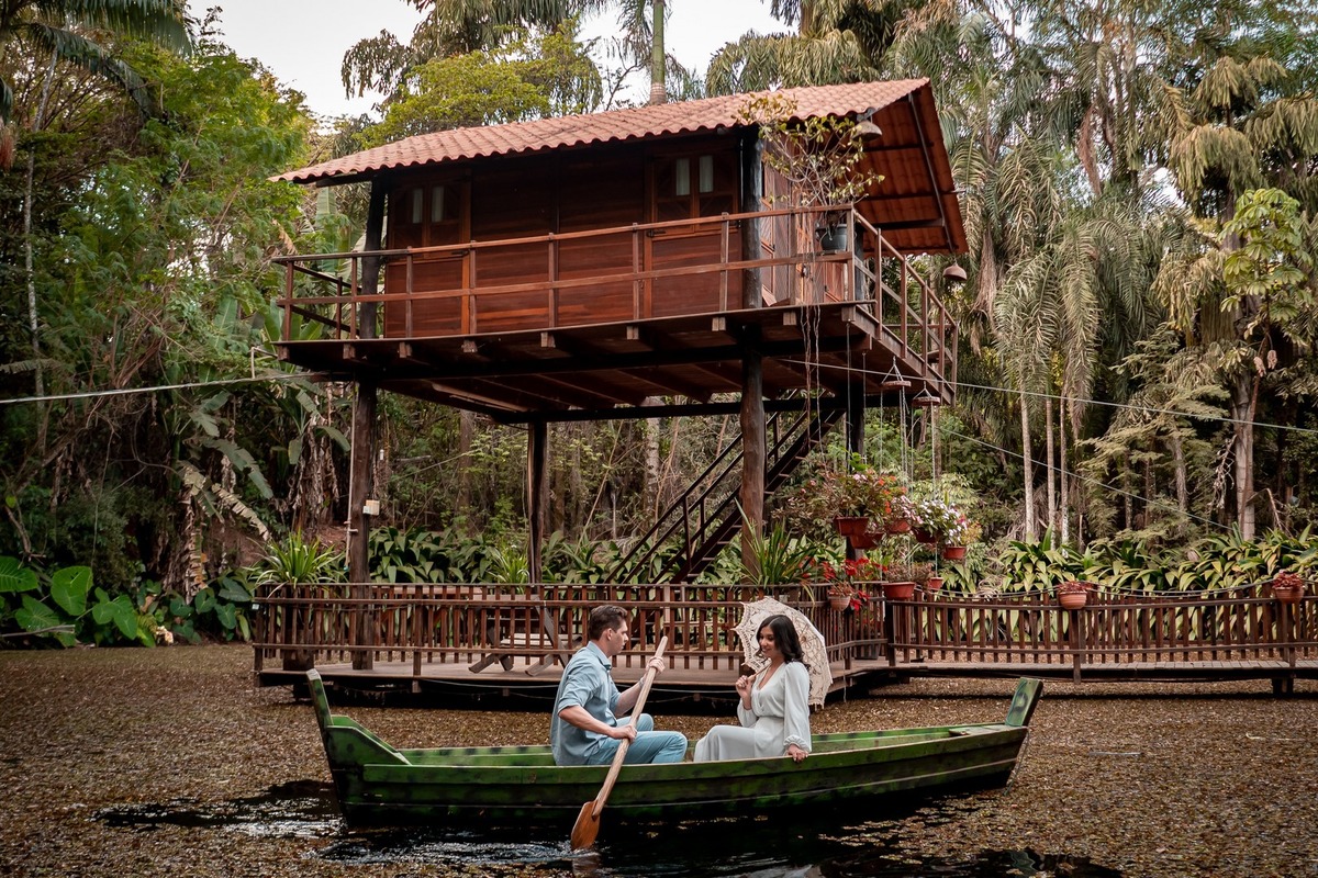 Ensaio de Casal - Ensaio de casal Brasília - Ensaio de casal ao ar livre - Ensaio de casal externo - Ensaio pré casamento - Ensaio de casal simples - Ensaio de casal criativo - Fotografo de casamento - Fotografo profissional Brasília - Multifocco 