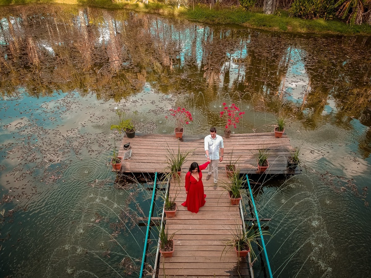 Ensaio de Casal - Ensaio de casal Brasília - Ensaio de casal ao ar livre - Ensaio de casal externo - Ensaio pré casamento - Ensaio de casal simples - Ensaio de casal criativo - Fotografo de casamento - Fotografo profissional Brasília - Multifocco 