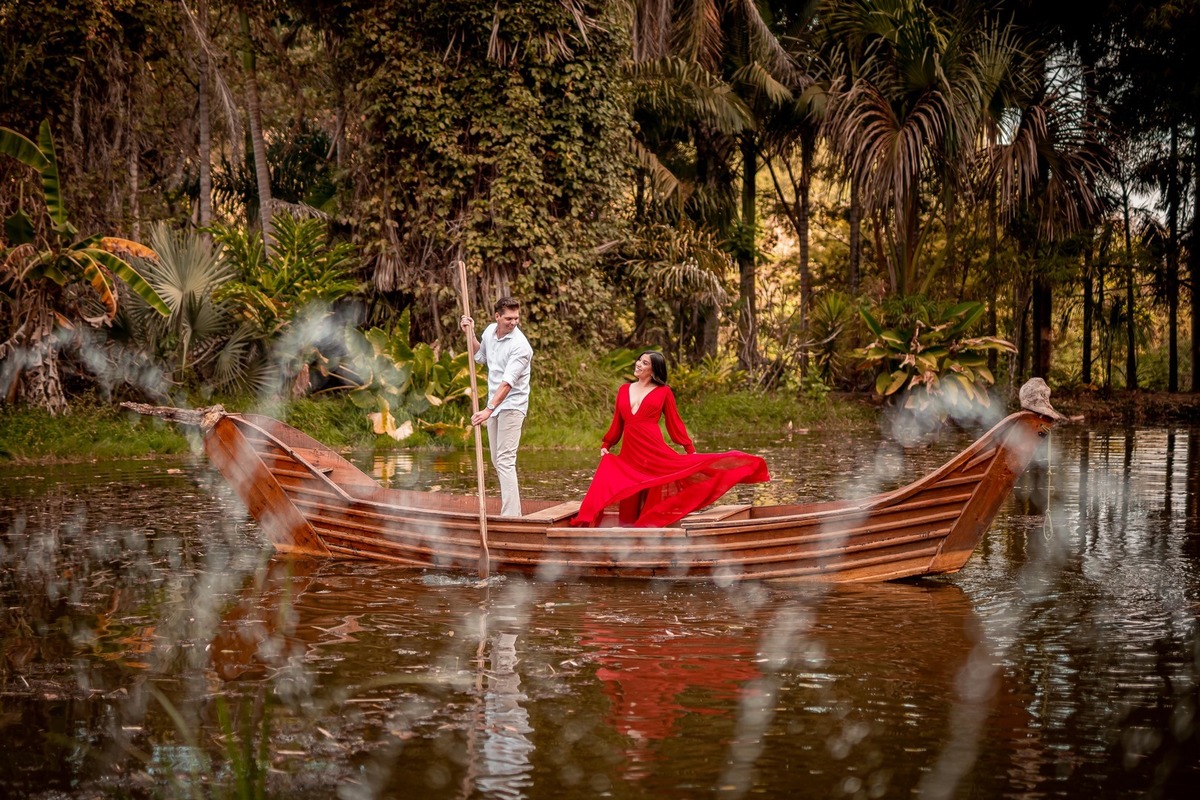 Ensaio de Casal - Ensaio de casal Brasília - Ensaio de casal ao ar livre - Ensaio de casal externo - Ensaio pré casamento - Ensaio de casal simples - Ensaio de casal criativo - Fotografo de casamento - Fotografo profissional Brasília - Multifocco 