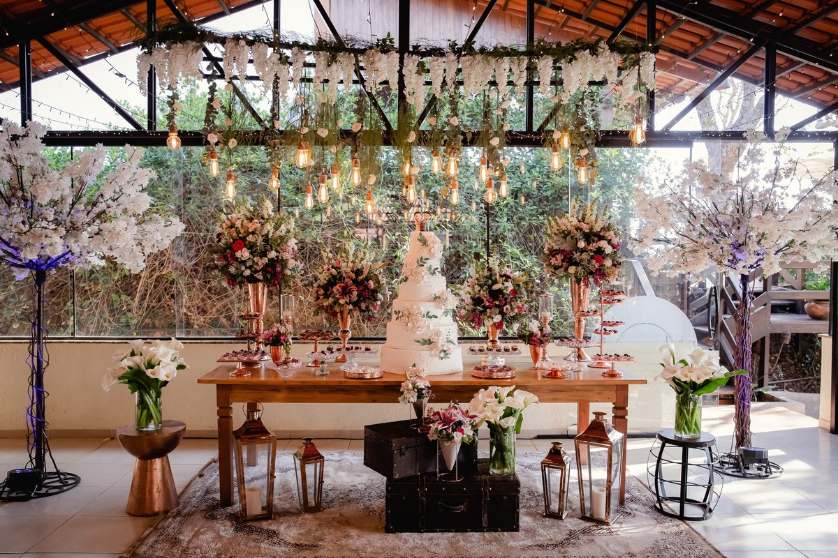 Casamento-ao-pôr-do-sol - Casamento-de-dia - Casamento - Cerimonia-de-casamento - Casal - Fotógrafo-de-casamento - Brasília-DF - Fotógrafo-de-casais - Noivo - Noiva - Vestido-da-noiva - Casamento-inspiração - Fotógrafo-Brasília