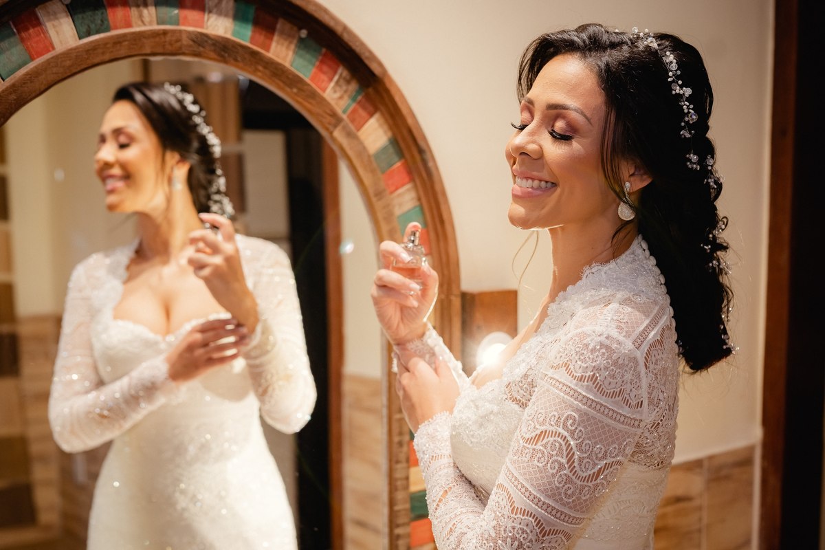 Casamento ao pôr do sol - Casamento de dia - Casamento - Cerimonia de casamento - Casal - Fotógrafo de casamento - Brasília-DF - Fotógrafo de casais - Noivo - Noiva - Vestido da noiva - Casamento inspiração - Fotógrafo Brasília 