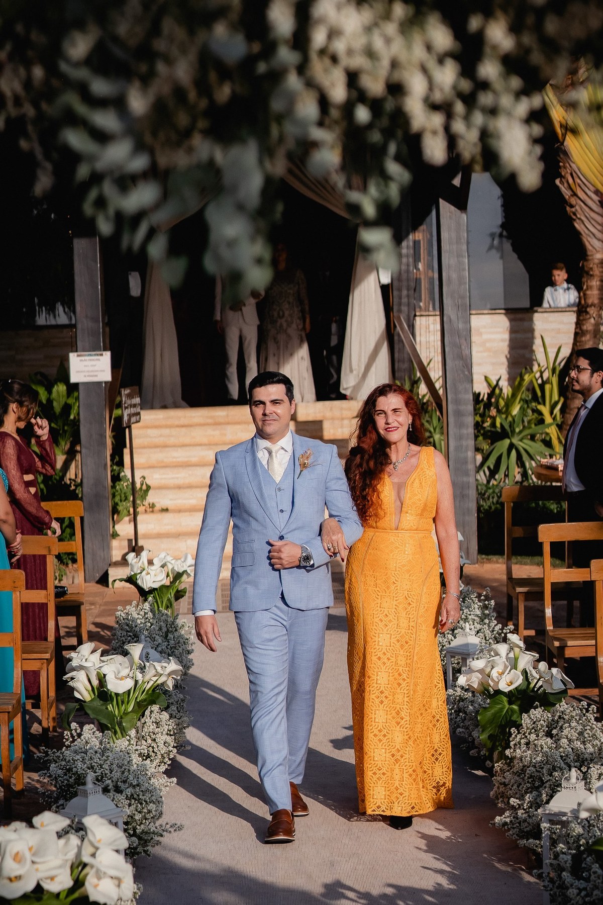 Casamento ao pôr do sol - Casamento de dia - Casamento - Cerimonia de casamento - Casal - Fotógrafo de casamento - Brasília-DF - Fotógrafo de casais - Noivo - Noiva - Vestido da noiva - Casamento inspiração - Fotógrafo Brasília 