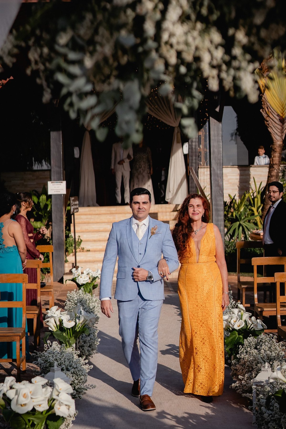 Casamento ao pôr do sol - Casamento de dia - Casamento - Cerimonia de casamento - Casal - Fotógrafo de casamento - Brasília-DF - Fotógrafo de casais - Noivo - Noiva - Vestido da noiva - Casamento inspiração - Fotógrafo Brasília 