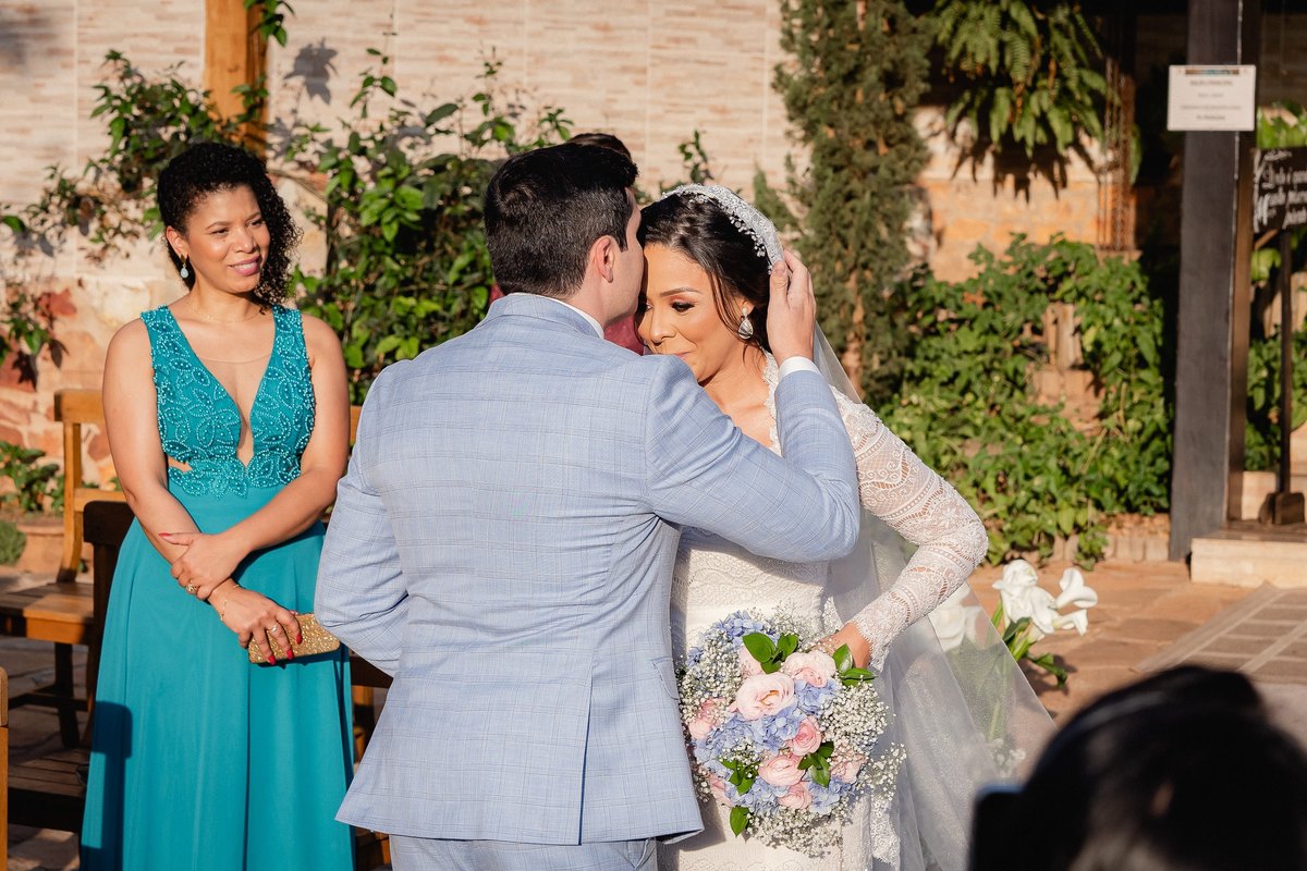 Casamento-ao-pôr-do-sol - Casamento-de-dia - Casamento - Cerimonia-de-casamento - Casal - Fotógrafo-de-casamento - Brasília-DF - Fotógrafo-de-casais - Noivo - Noiva - Vestido-da-noiva - Casamento-inspiração - Fotógrafo-Brasília