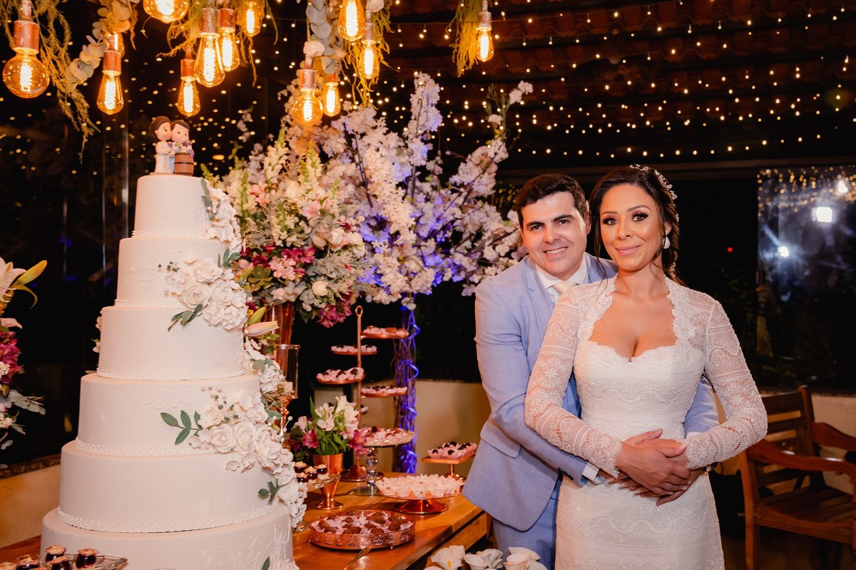 Casamento ao pôr do sol - Casamento de dia - Casamento - Cerimonia de casamento - Casal - Fotógrafo de casamento - Brasília-DF - Fotógrafo de casais - Noivo - Noiva - Vestido da noiva - Casamento inspiração - Fotógrafo Brasília - Festa de casamento 