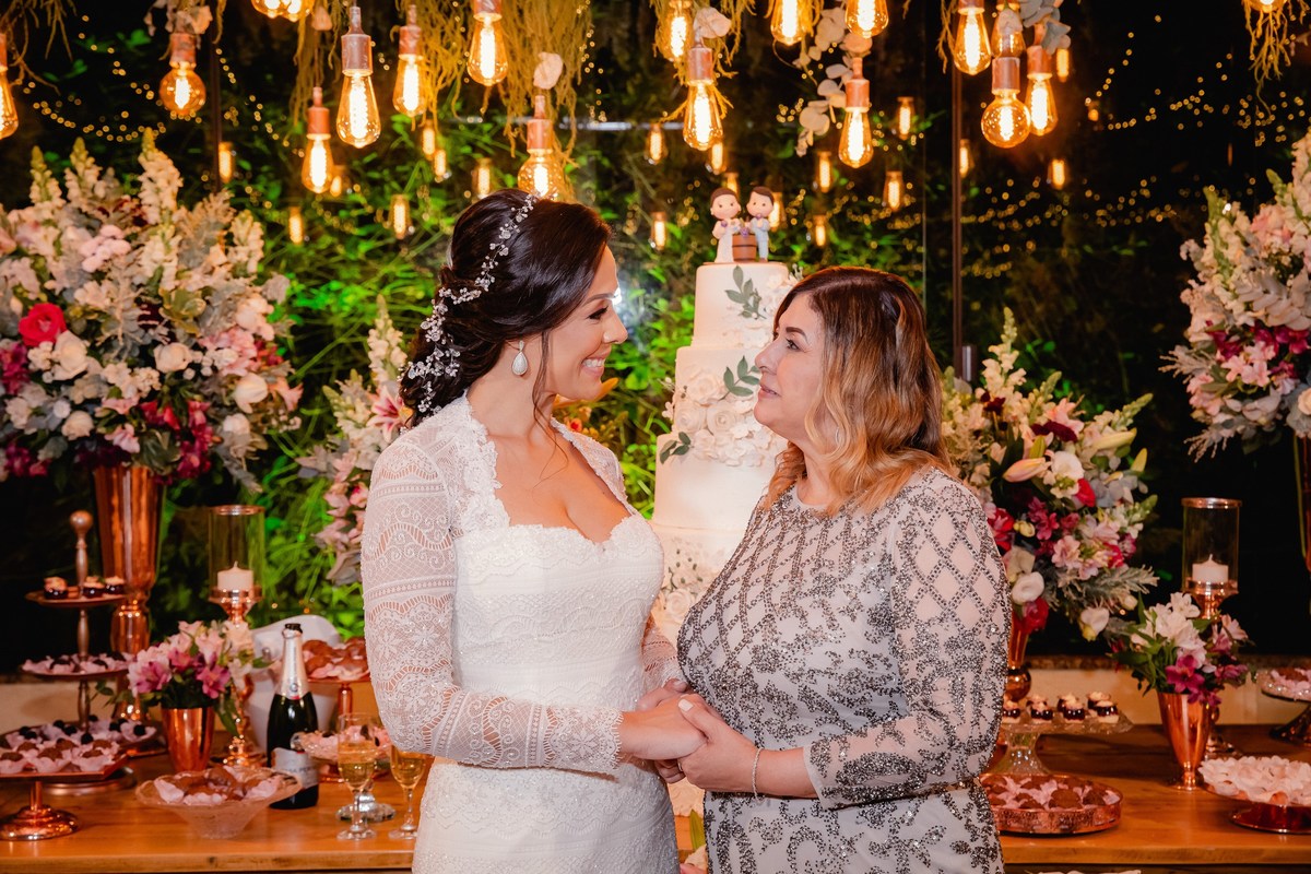 Casamento ao pôr do sol - Casamento de dia - Casamento - Cerimonia de casamento - Casal - Fotógrafo de casamento - Brasília-DF - Fotógrafo de casais - Noivo - Noiva - Vestido da noiva - Casamento inspiração - Fotógrafo Brasília - Festa de casamento 