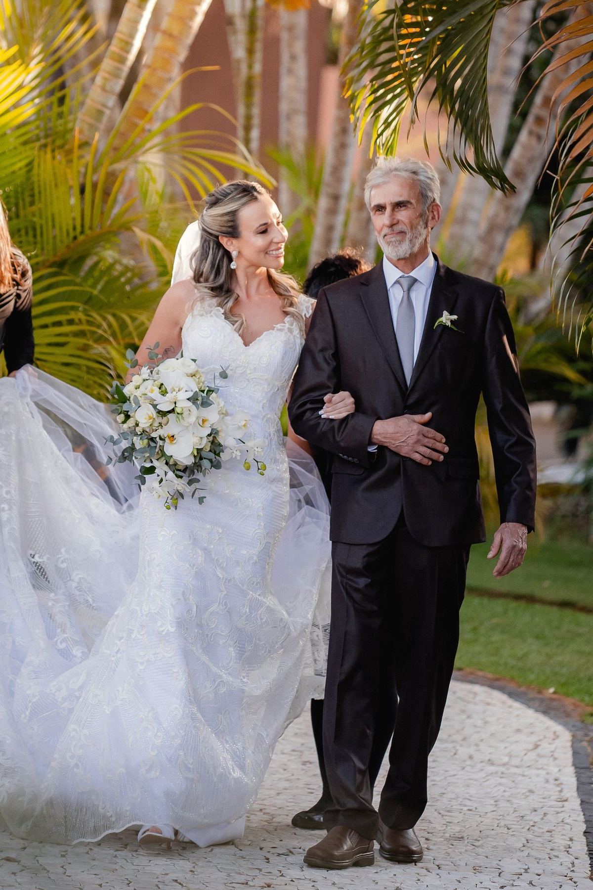 Casamento ao ar livre - Casamento-de-dia - Casamento - Cerimonia de casamento - Casal - Fotógrafo de casamento - Brasília-DF - Fotógrafo de casais - Noivo - Noiva - Vestido da noiva - Casamento inspiração - Fotógrafo Brasília - Multifocco