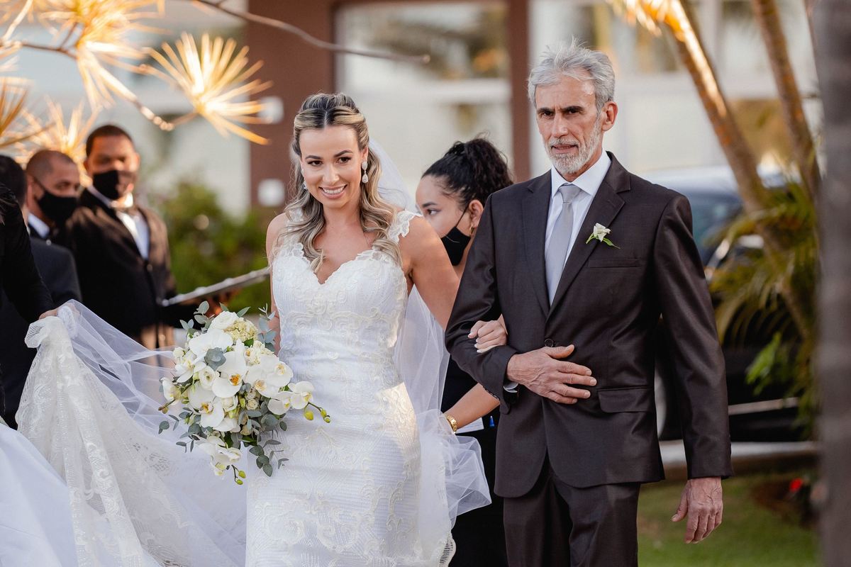 Casamento ao ar livre - Casamento-de-dia - Casamento - Cerimonia de casamento - Casal - Fotógrafo de casamento - Brasília-DF - Fotógrafo de casais - Noivo - Noiva - Vestido da noiva - Casamento inspiração - Fotógrafo Brasília - Multifocco