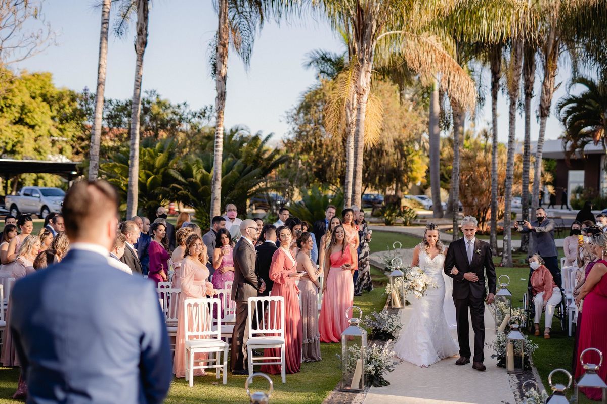 Casamento ao ar livre - Casamento-de-dia - Casamento - Cerimonia de casamento - Casal - Fotógrafo de casamento - Brasília-DF - Fotógrafo de casais - Noivo - Noiva - Vestido da noiva - Casamento inspiração - Fotógrafo Brasília - Multifocco
