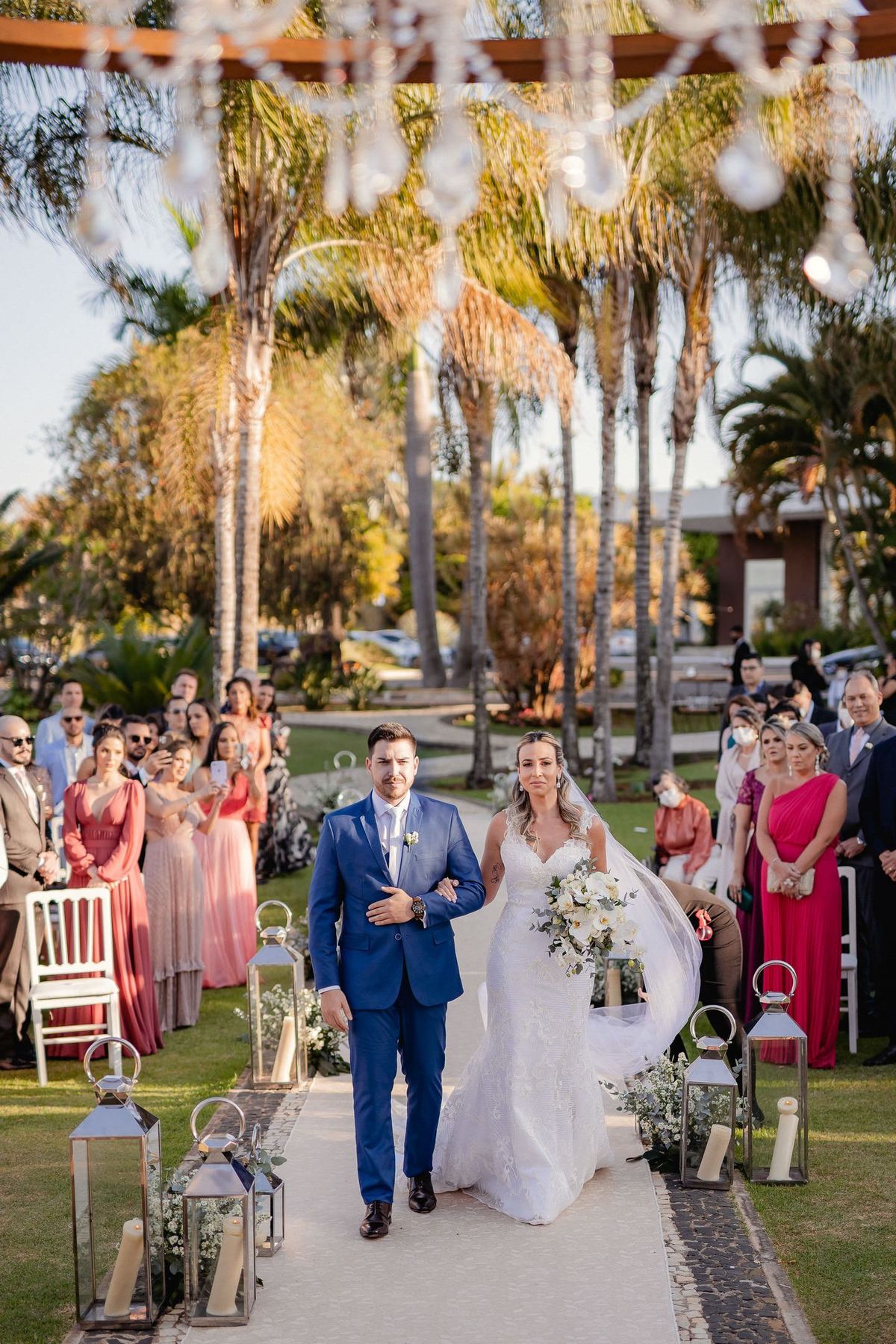 Casamento ao ar livre - Casamento-de-dia - Casamento - Cerimonia de casamento - Casal - Fotógrafo de casamento - Brasília-DF - Fotógrafo de casais - Noivo - Noiva - Vestido da noiva - Casamento inspiração - Fotógrafo Brasília - Multifocco