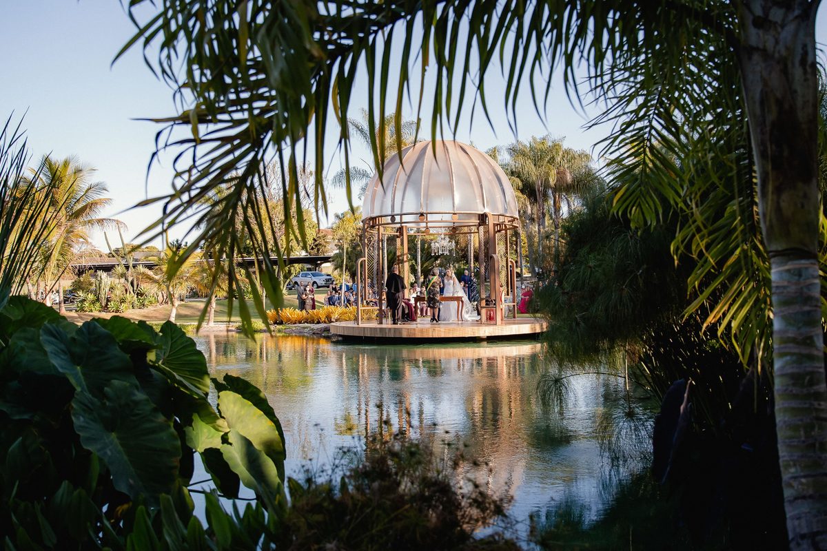 Casamento ao ar livre - Casamento-de-dia - Casamento - Cerimonia de casamento - Casal - Fotógrafo de casamento - Brasília-DF - Fotógrafo de casais - Noivo - Noiva - Vestido da noiva - Casamento inspiração - Fotógrafo Brasília - Multifocco