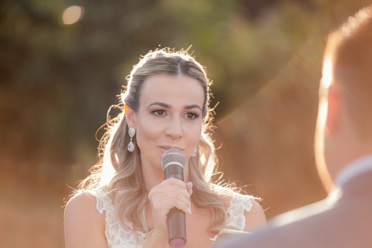 Casamento ao ar livre - Casamento-de-dia - Casamento - Cerimonia de casamento - Casal - Fotógrafo de casamento - Brasília-DF - Fotógrafo de casais - Noivo - Noiva - Vestido da noiva - Casamento inspiração - Fotógrafo Brasília - Multifocco