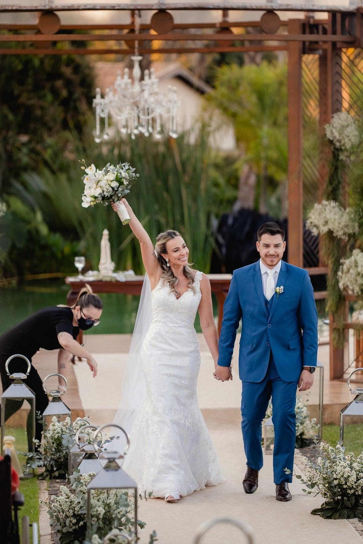 Casamento ao ar livre - Casamento-de-dia - Casamento - Cerimonia de casamento - Casal - Fotógrafo de casamento - Brasília-DF - Fotógrafo de casais - Noivo - Noiva - Vestido da noiva - Casamento inspiração - Fotógrafo Brasília - Multifocco