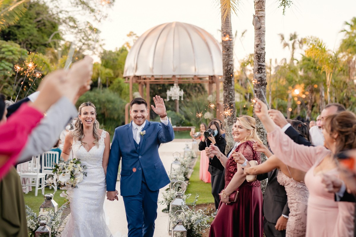 Casamento ao ar livre - Casamento-de-dia - Casamento - Cerimonia de casamento - Casal - Fotógrafo de casamento - Brasília-DF - Fotógrafo de casais - Noivo - Noiva - Vestido da noiva - Casamento inspiração - Fotógrafo Brasília - Multifocco