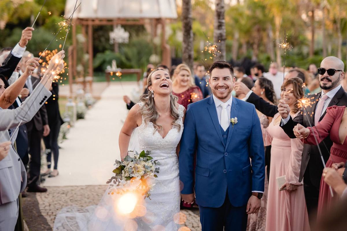 Casamento ao ar livre - Casamento-de-dia - Casamento - Cerimonia de casamento - Casal - Fotógrafo de casamento - Brasília-DF - Fotógrafo de casais - Noivo - Noiva - Vestido da noiva - Casamento inspiração - Fotógrafo Brasília - Multifocco