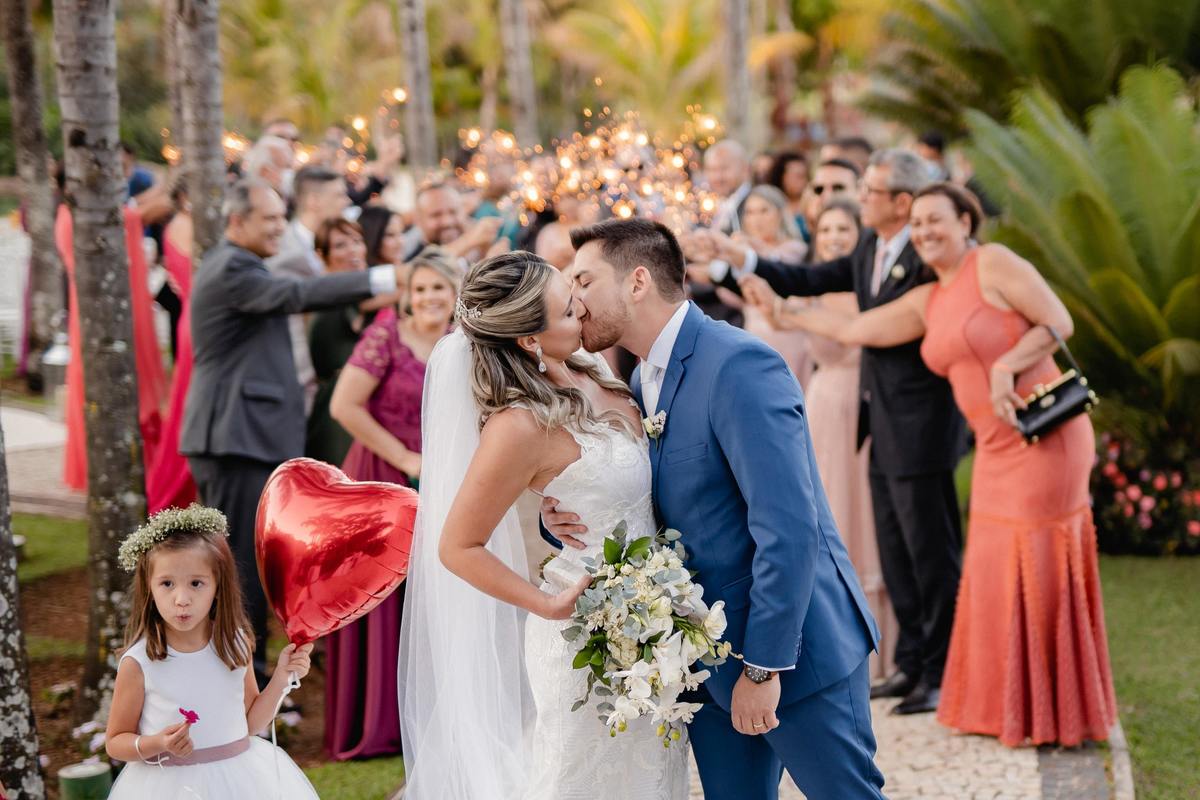 Casamento ao ar livre - Casamento-de-dia - Casamento - Cerimonia de casamento - Casal - Fotógrafo de casamento - Brasília-DF - Fotógrafo de casais - Noivo - Noiva - Vestido da noiva - Casamento inspiração - Fotógrafo Brasília - Multifocco