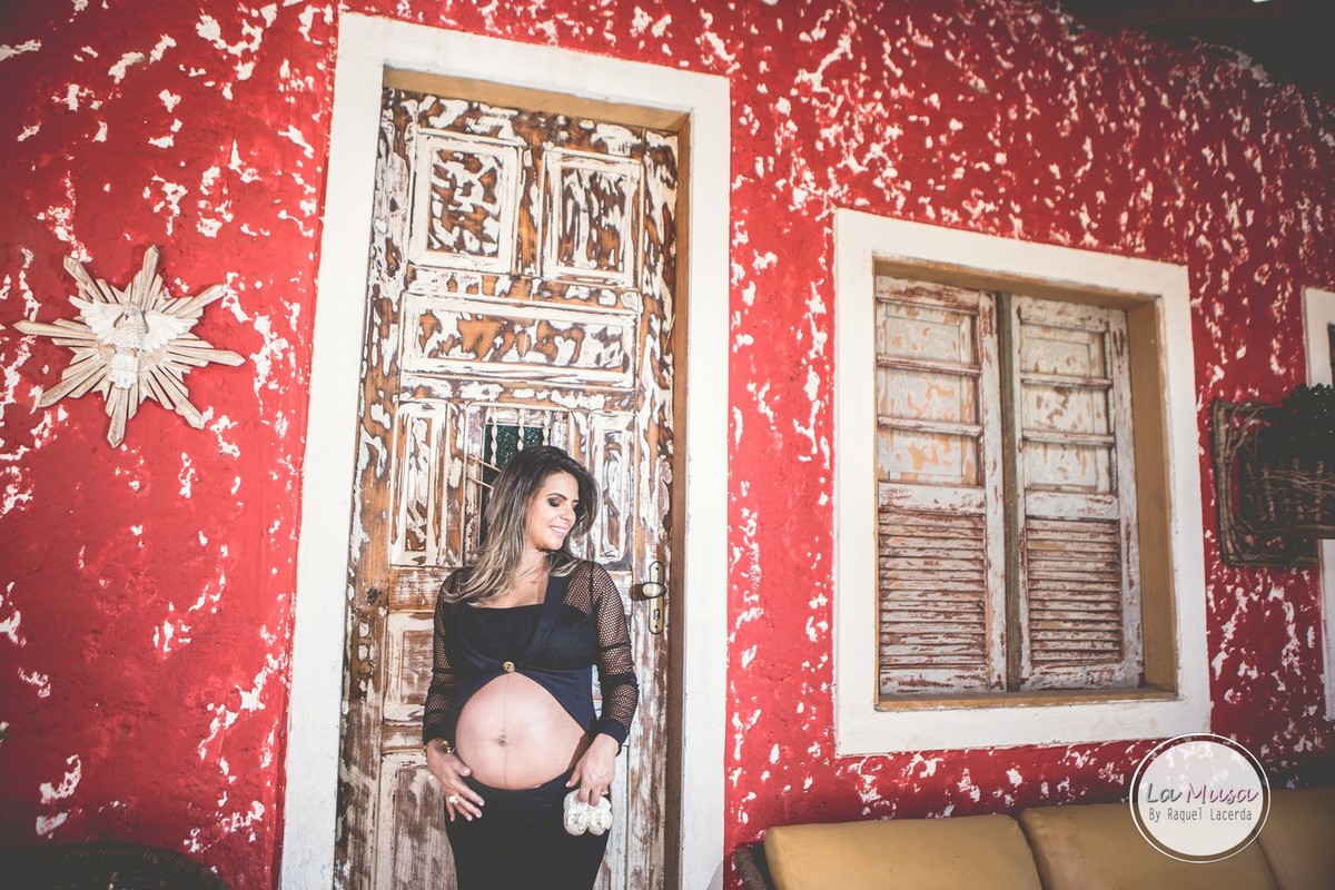 #bookmamãe #bookgestante #ensaiogestante #mamãepoderosa #mãedemenino #ansiedadedemãe #lamusa #multifocco #estudiofotografico #fotosperfeitas #fotosdivina