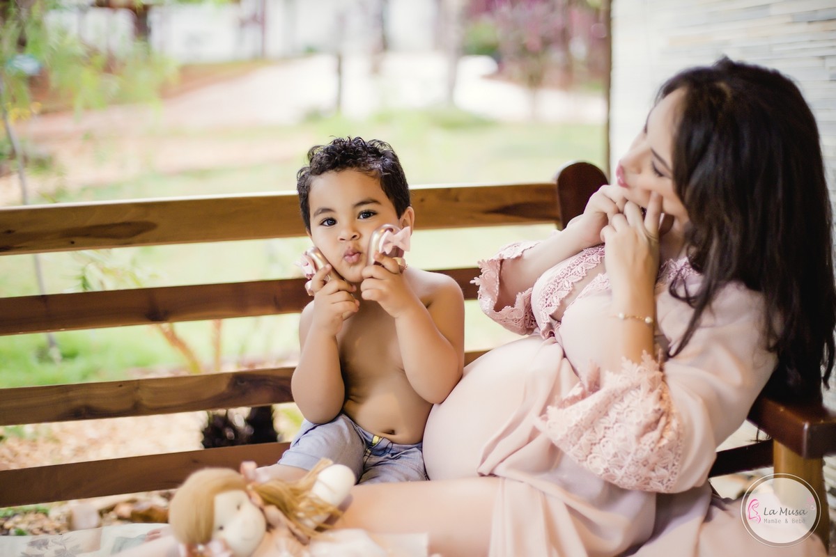 #ensaioGestante #ensaiomamae #mamaedemenina #umprincipeumaprincesa #mamaearrasando #ensaiopirinopolis #gestantebrasilia #fotografagestante