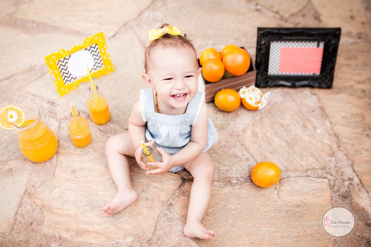 emsaio bebe 1 ano, smash the fruit, smash the paint (1)