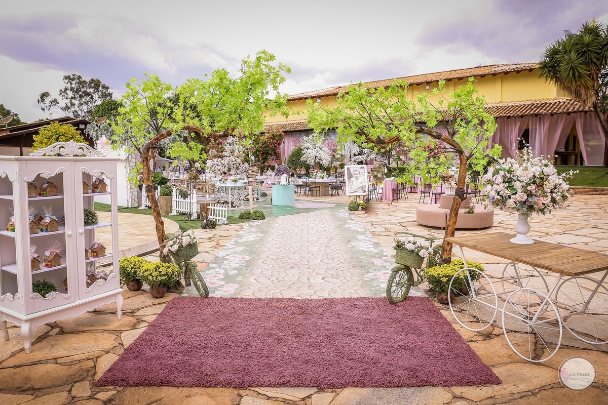 Festa Casa de boneca, lamusa, Mabel Manzi Decorações, haras do morro, festa menina, festa infantil