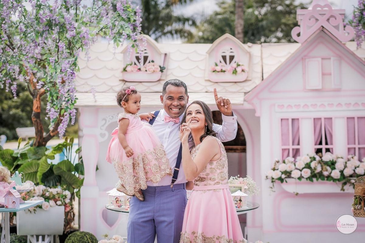 Festa Casa de boneca, lamusa, Mabel Manzi Decorações, haras do morro, festa menina, festa infantil