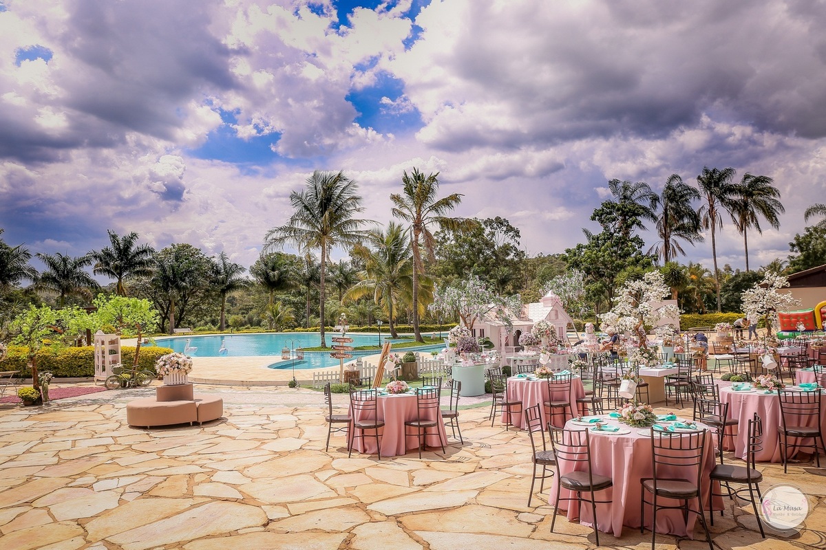 Festa Casa de boneca, lamusa, Mabel Manzi Decorações, haras do morro, festa menina, festa infantil