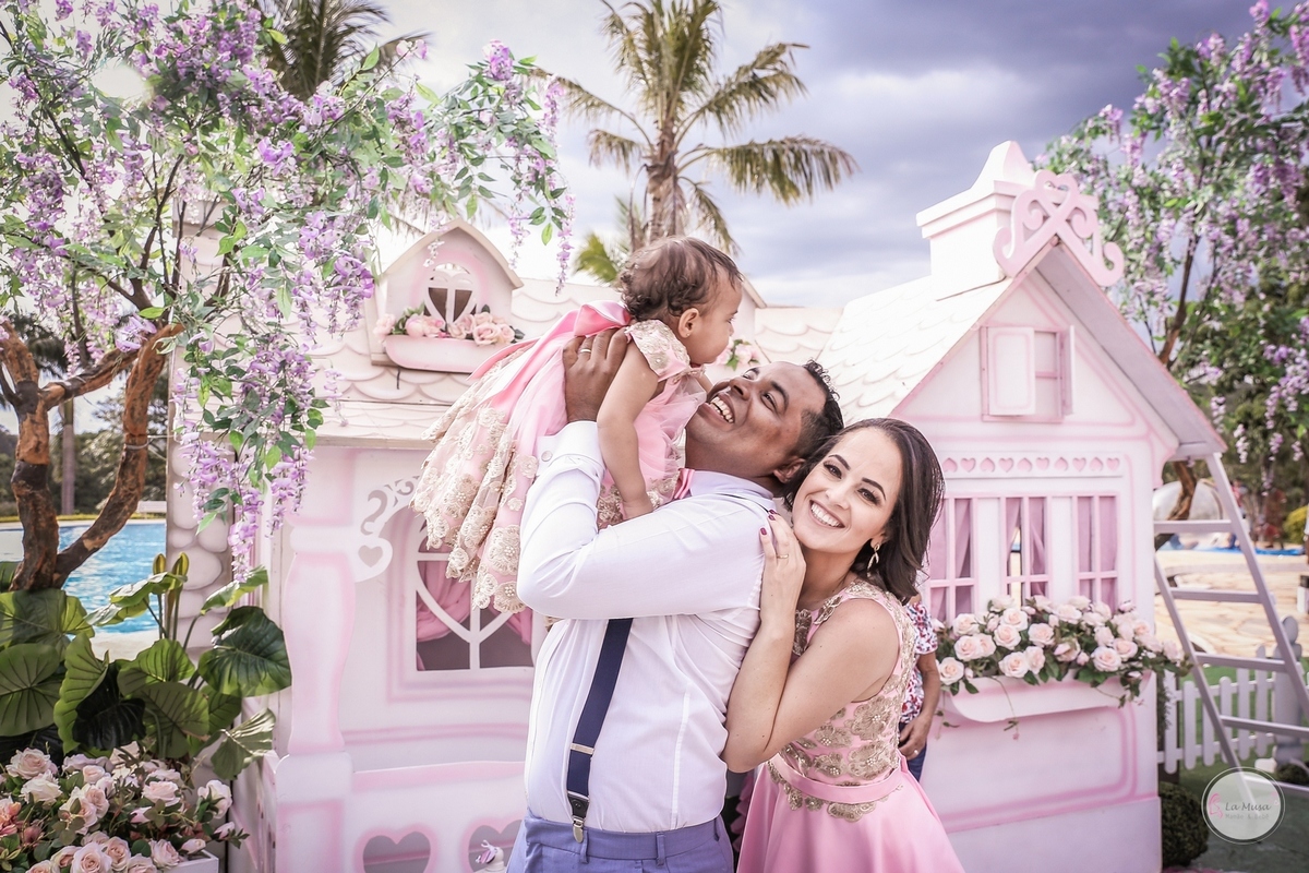 Festa Casa de boneca, lamusa, Mabel Manzi Decorações, haras do morro, festa menina, festa infantil