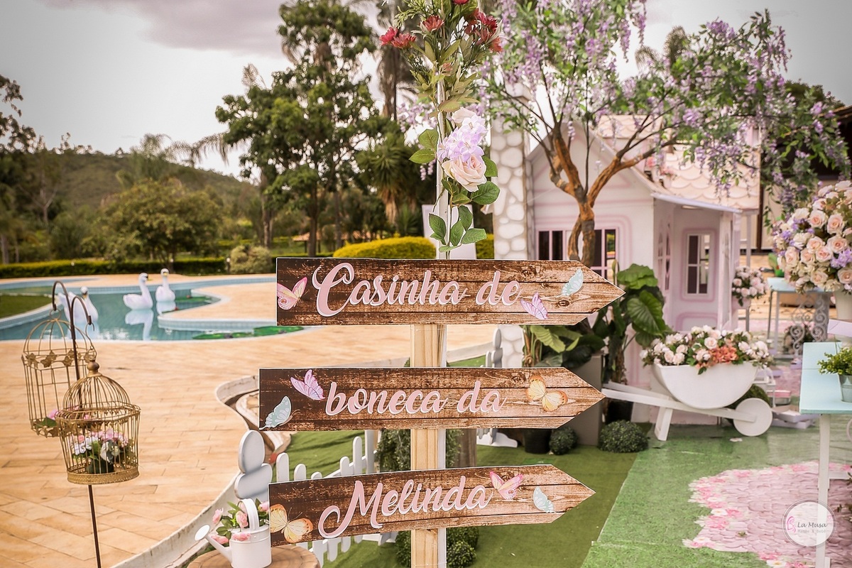 Festa Casa de boneca, lamusa, Mabel Manzi Decorações, haras do morro, festa menina, festa infantil